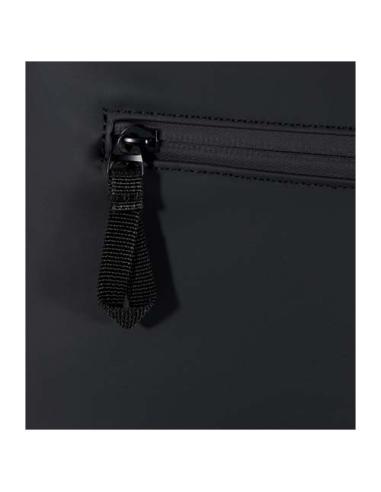 Mochila de 15" y 18 L con parte superior enrollable de material reciclado con certificado GRS N09390031