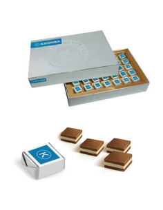 Estuche con 70 Bombones Cortados Personalizados | Desde 37,38 € | nosolodulce