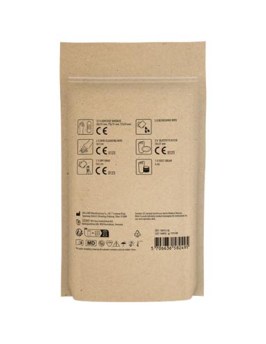 Primeros auxilios para un estilo de vida activo en funda de papel. N605062Z1