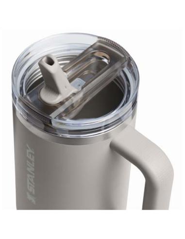 Vaso Stanley Quencher® ProTour 1180 ml de acero inoxidable reciclado aislado con pajita abatible N28979001