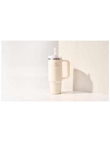 Vaso aislado de acero inoxidable reciclado Stanley Quencher® H2.0 FlowState™ 890 ml N01189001