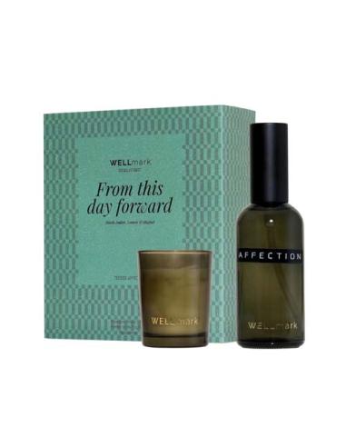 Set de regalo de Wellmark con un ambientador de 100 ml y una vela Tender Affection de 70 ml N46834621